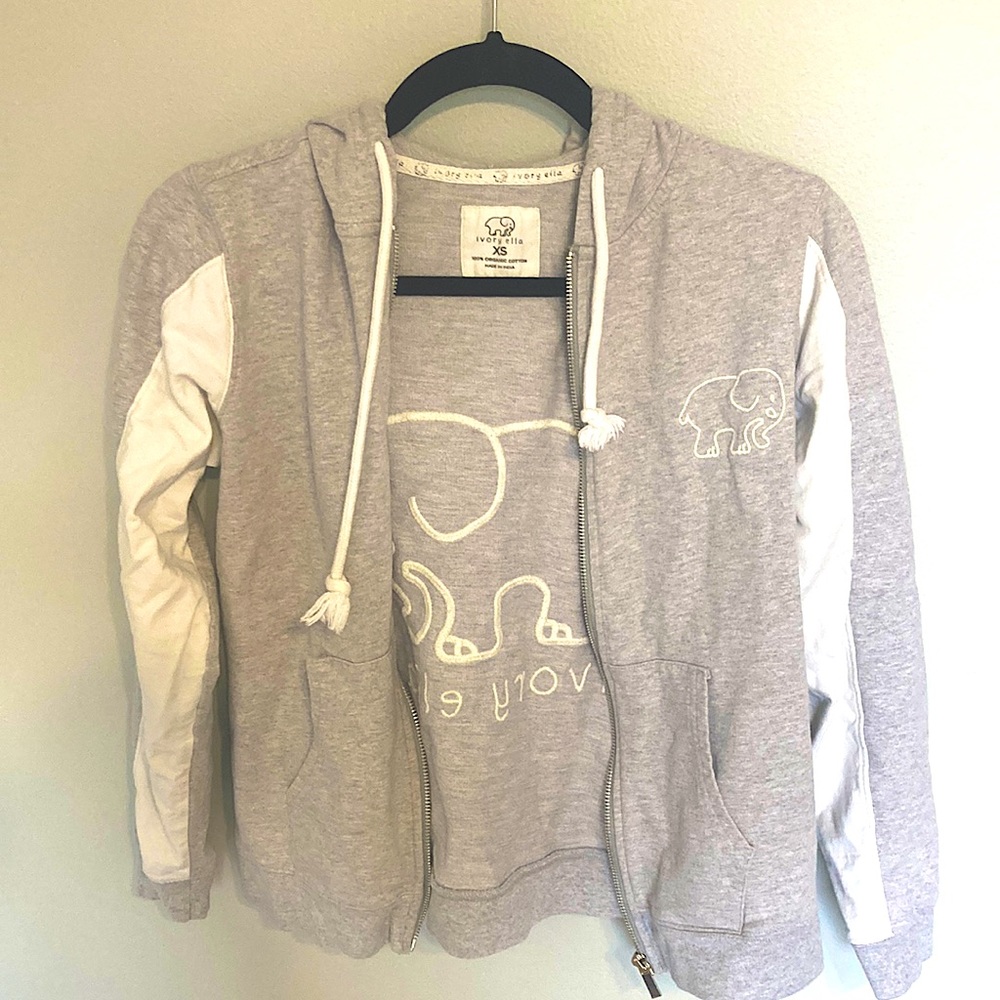 Gray Ivory Ella zip up